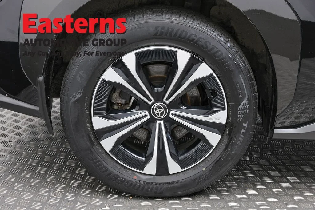Used 2023 Black Toyota XLE image 29