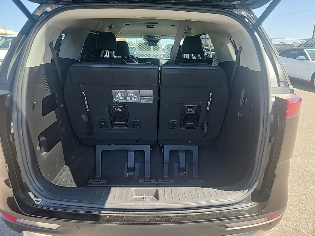 Used 2024 Black Kia SX image 17