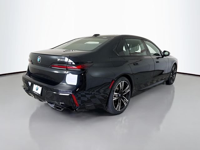 Used 2026 Black BMW 760i xDrive image 7