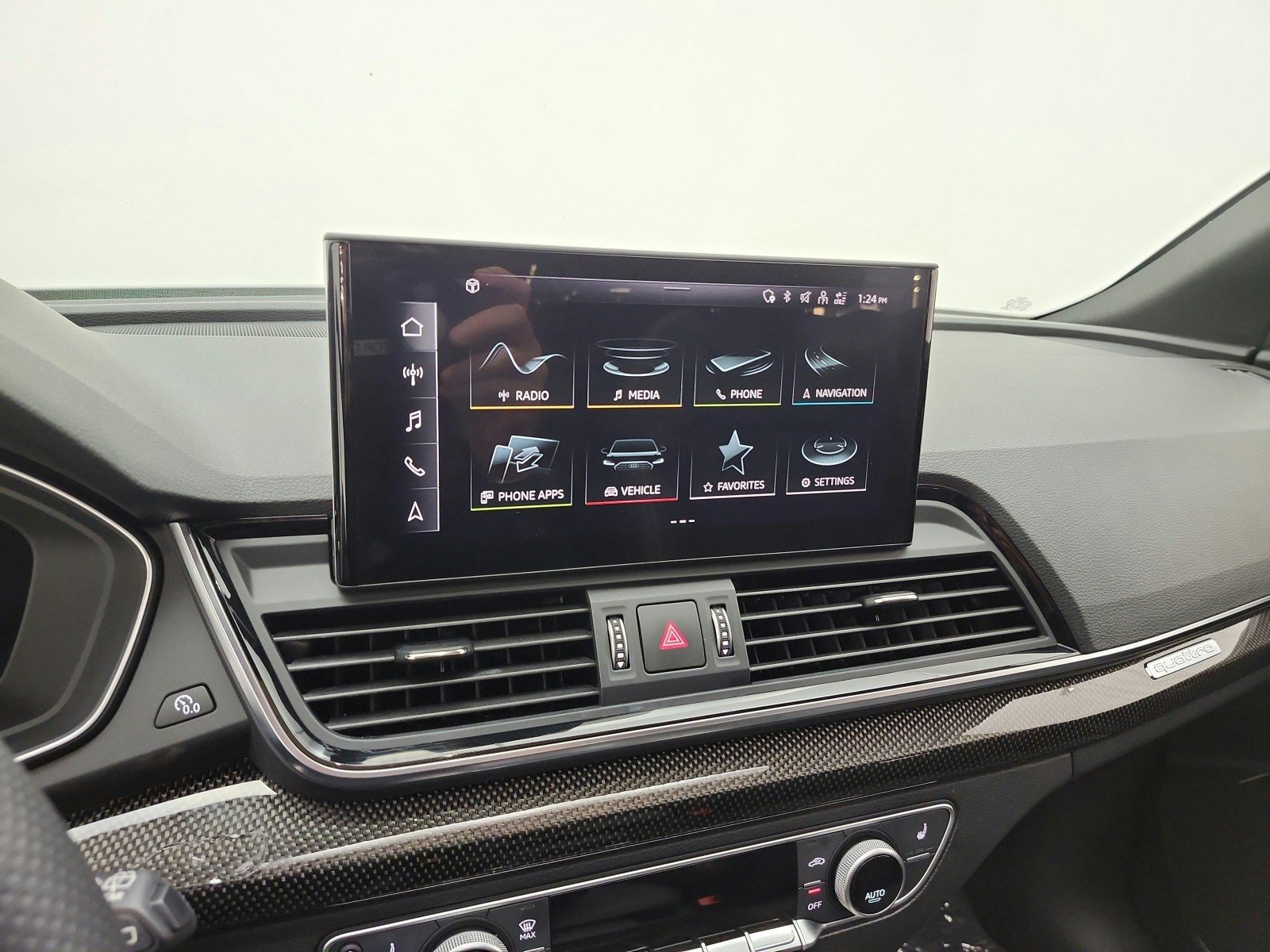 Used 2022 Glacier White Metallic Audi Premium Plus 3.0 TFSI quattro image 14