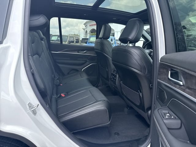 New 2026 White/off-white Jeep Limited Reserve image 15