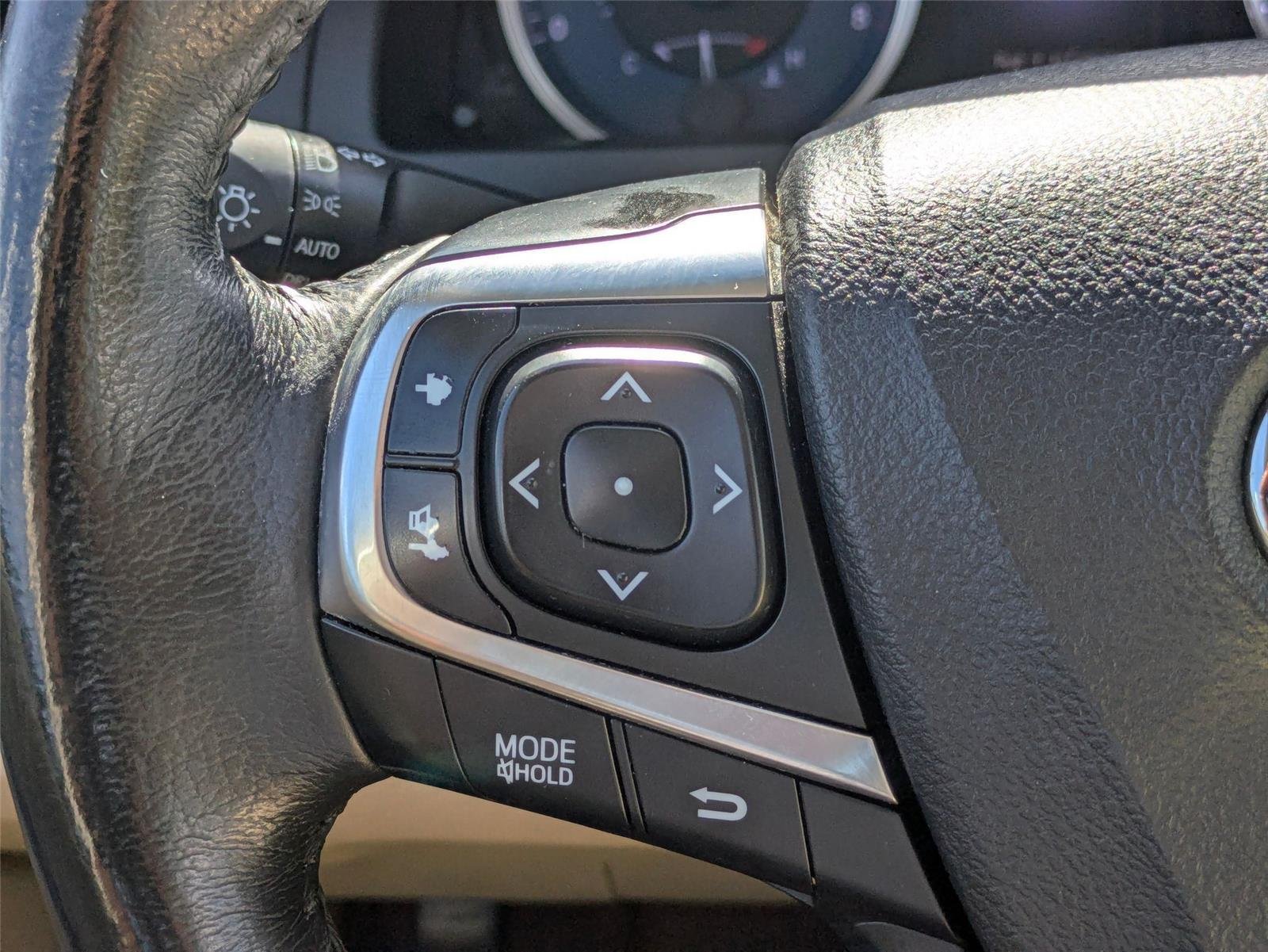 Used 2017 Creme Brulee Mica Toyota XLE image 17