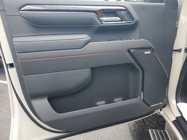 2026 GMC Sierra 2500HD AT4 - Photo 8