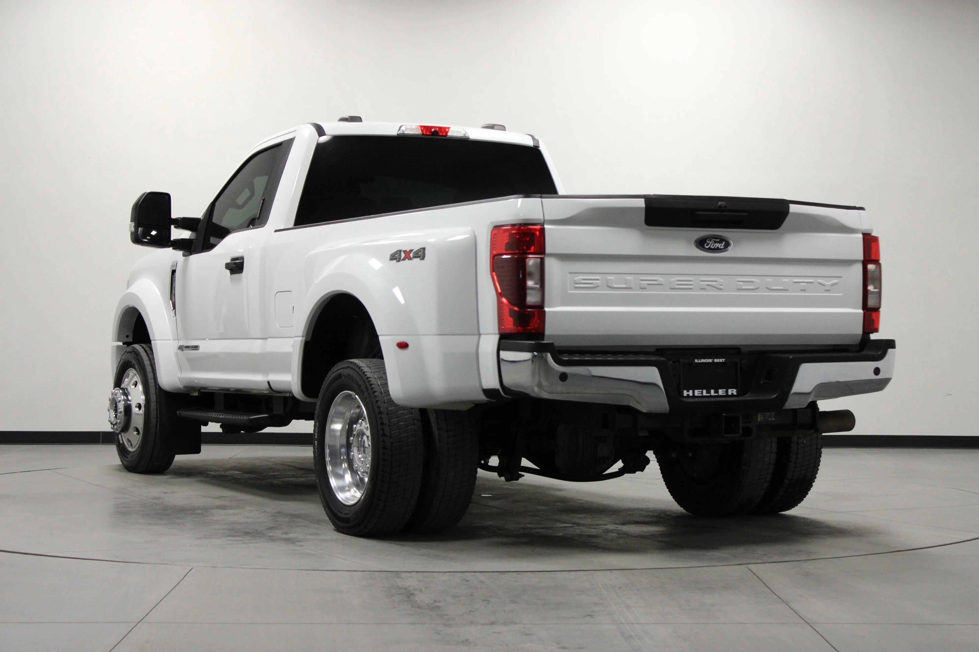 Used 2022 Oxford White Ford XLT image 6