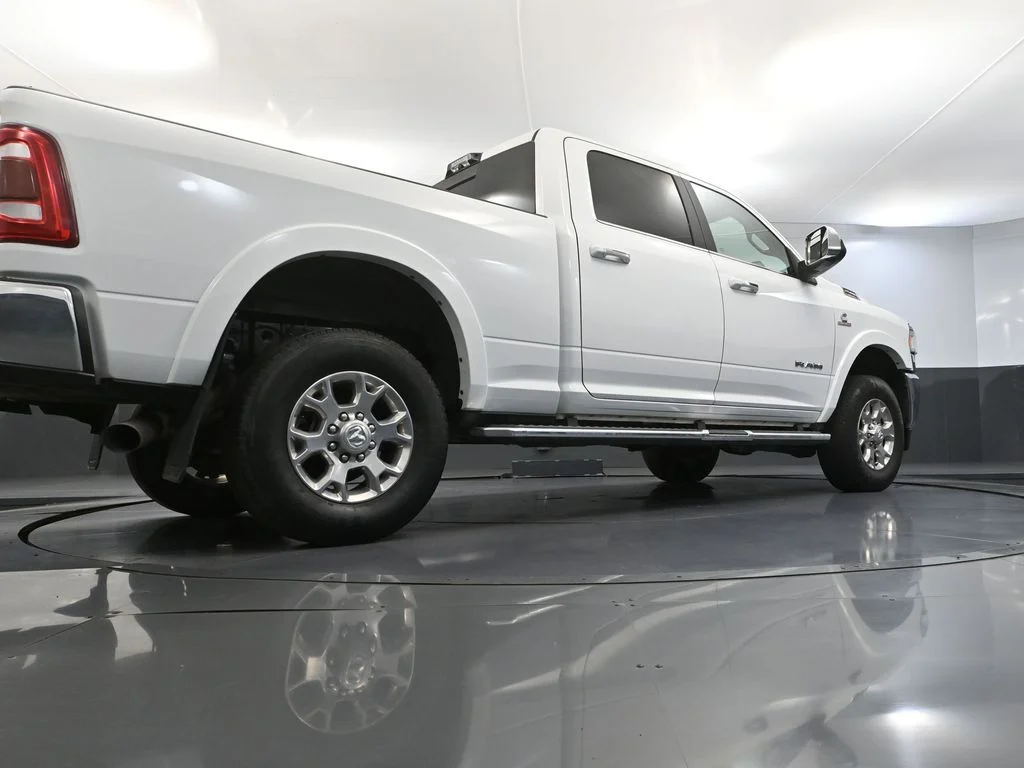 Used 2022 White Ram Laramie image 52