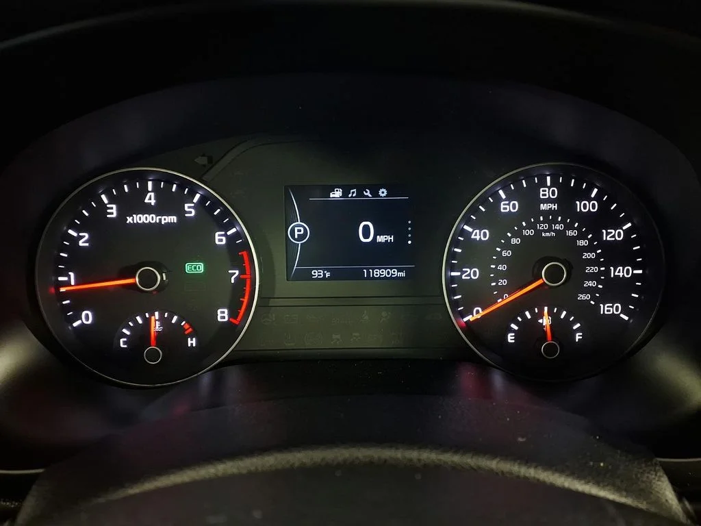 Used 2017 Silver Kia EX image 17