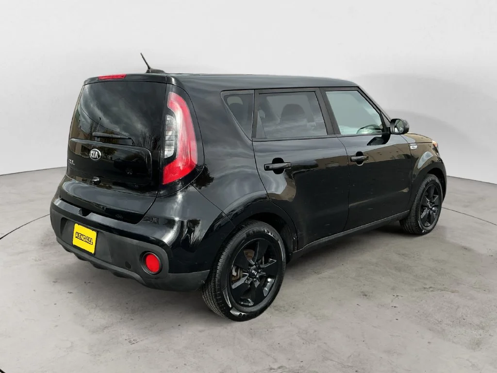 Used 2019 Black Kia Base image 5