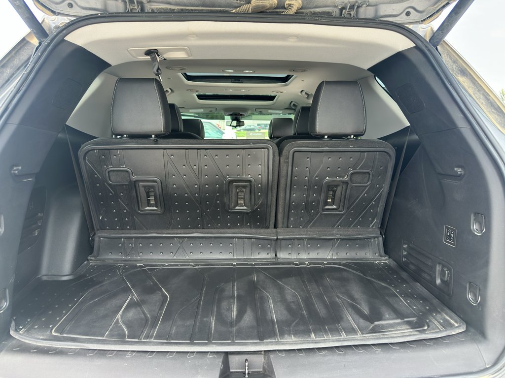 Used 2020 Satin Steel Metallic Chevrolet High Country image 36