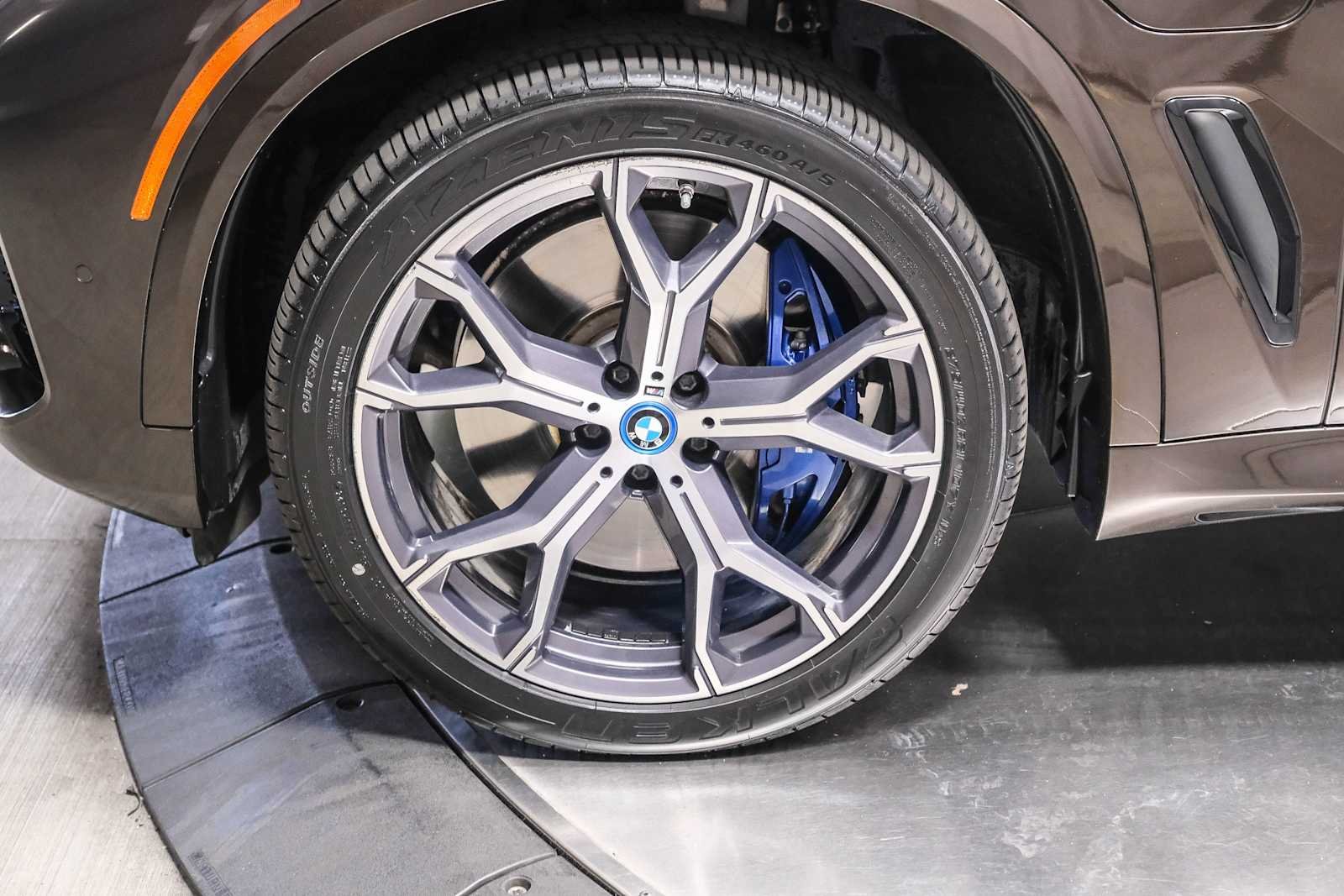 Used 2022 Sparkling Brown Metallic BMW xDrive45e image 10