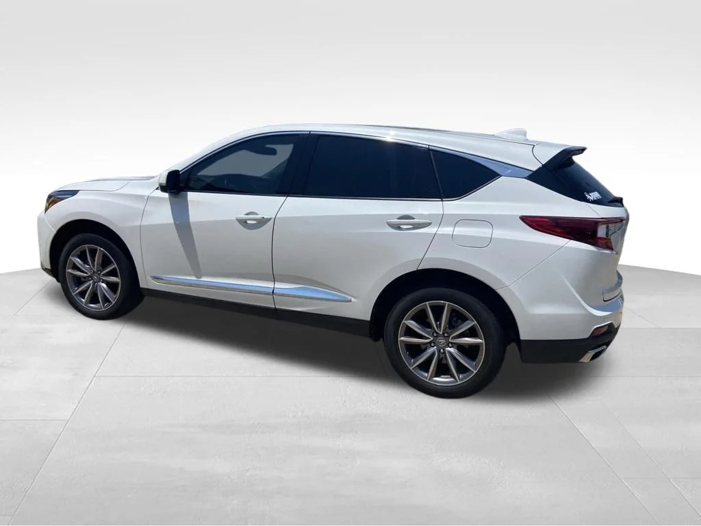 Used 2023 White Acura Technology Package image 23