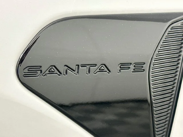 New 2027 White Hyundai SEL image 23