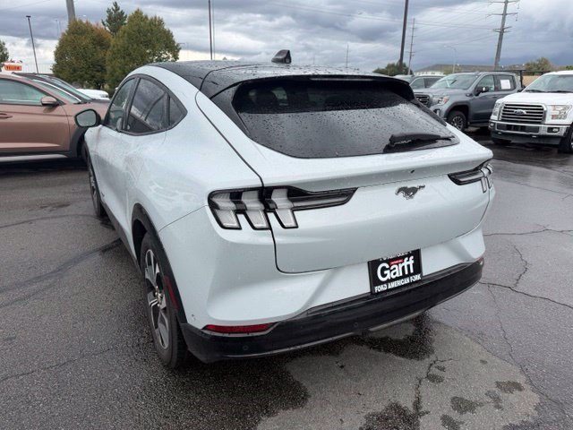 Used 2023 White Metallic Ford Premium image 8