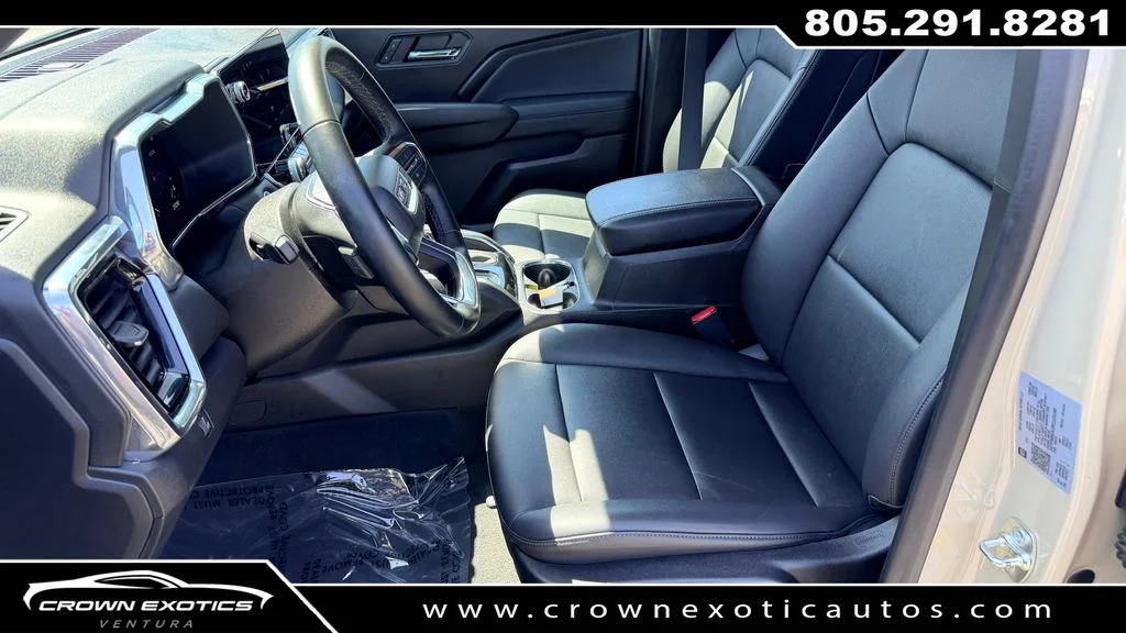Used 2024 Beige GMC Elevation image 19