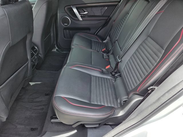 Used 2023 White Land Rover SE R-Dynamic image 11