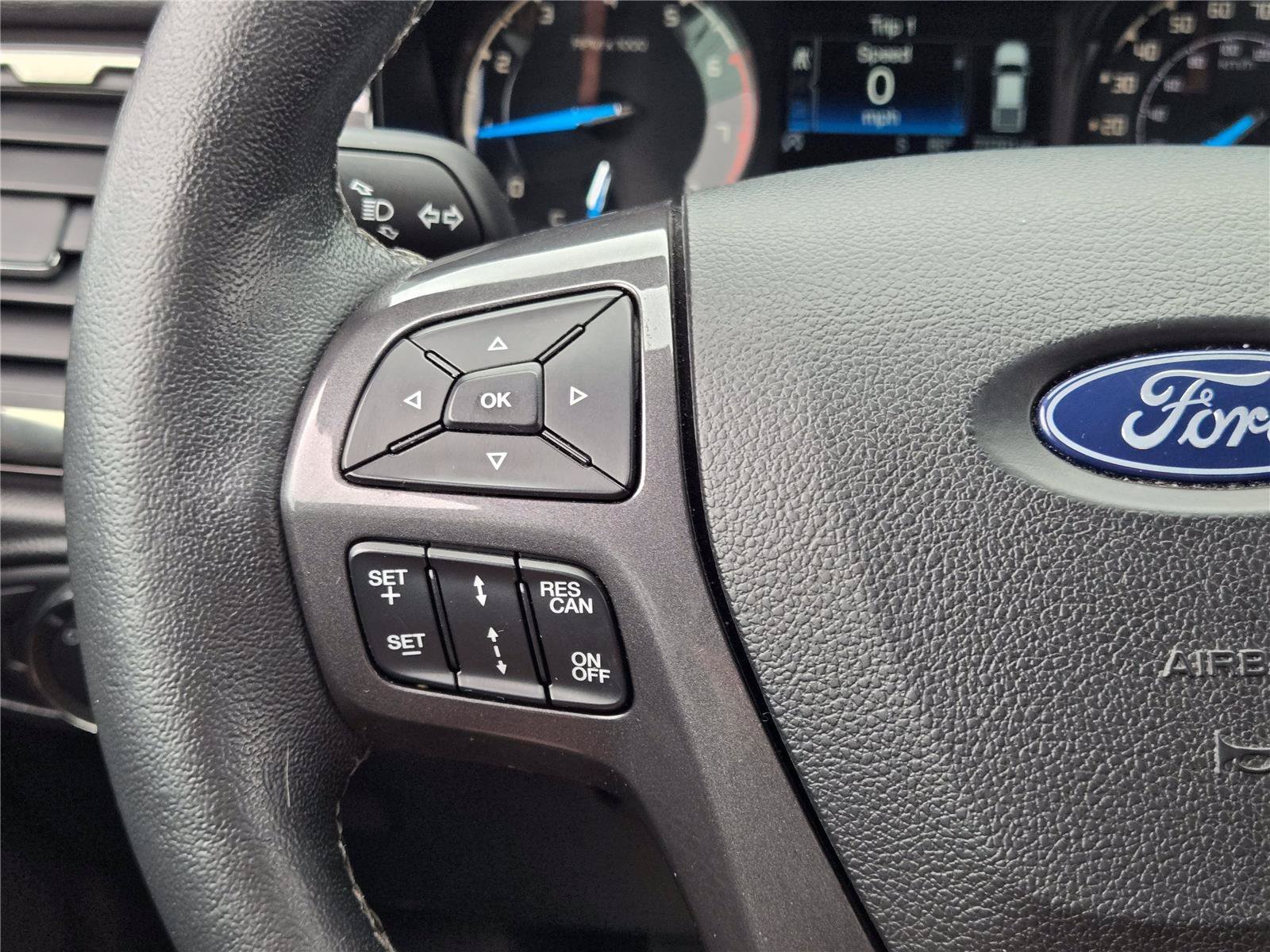 Used 2022 Gray Ford LARIAT image 27