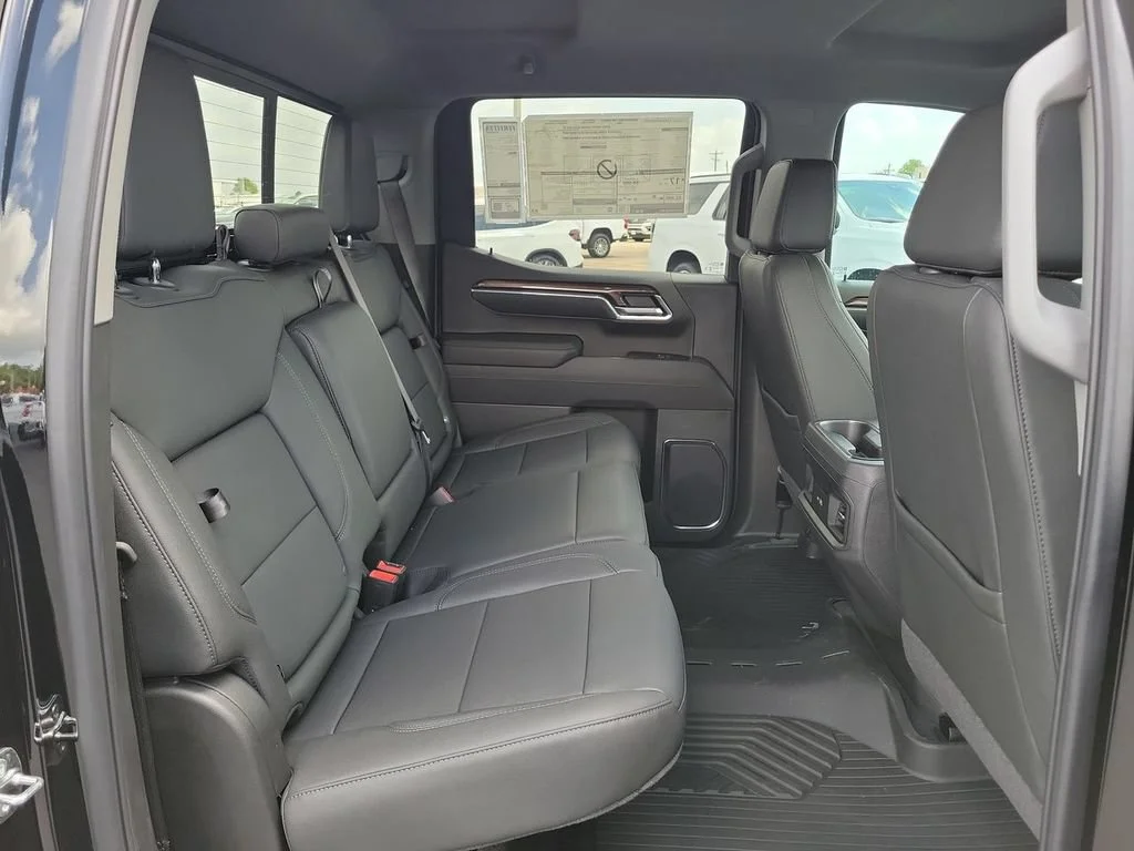 New 2026 Black Chevrolet LT image 18