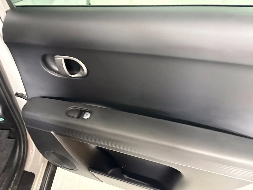 Used 2024 Gray Hyundai SEL image 18