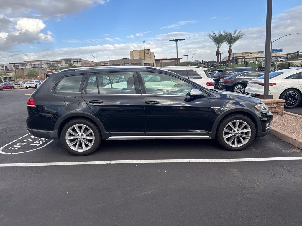 Used 2019 Deep Black Volkswagen TSI S image 4