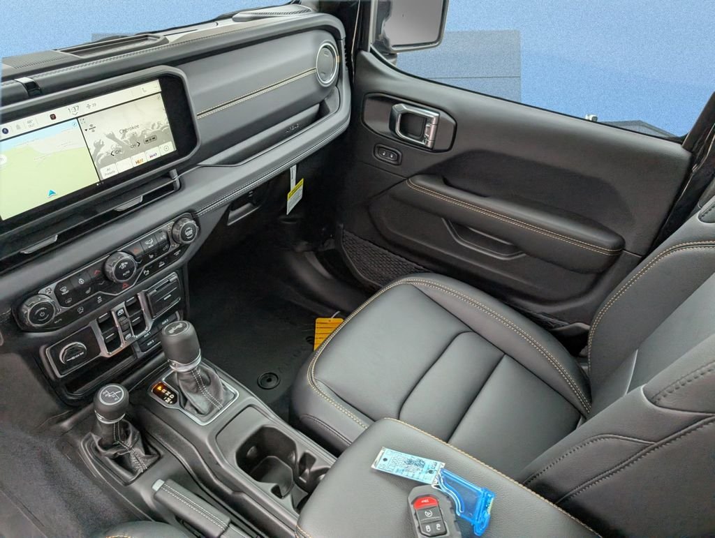2026 Jeep Wrangler 4-Door Sahara - Photo 16