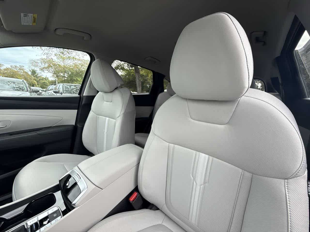 New 2026 Phantom Black Hyundai SEL FWD image 43