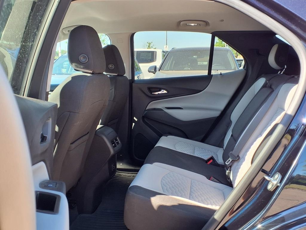 Used 2020 MIDNIGHT BLUE METALLIC Chevrolet LS image 11