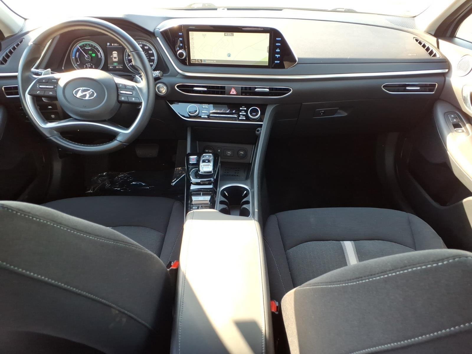 Used 2023 Curated Silver Hyundai SEL image 22