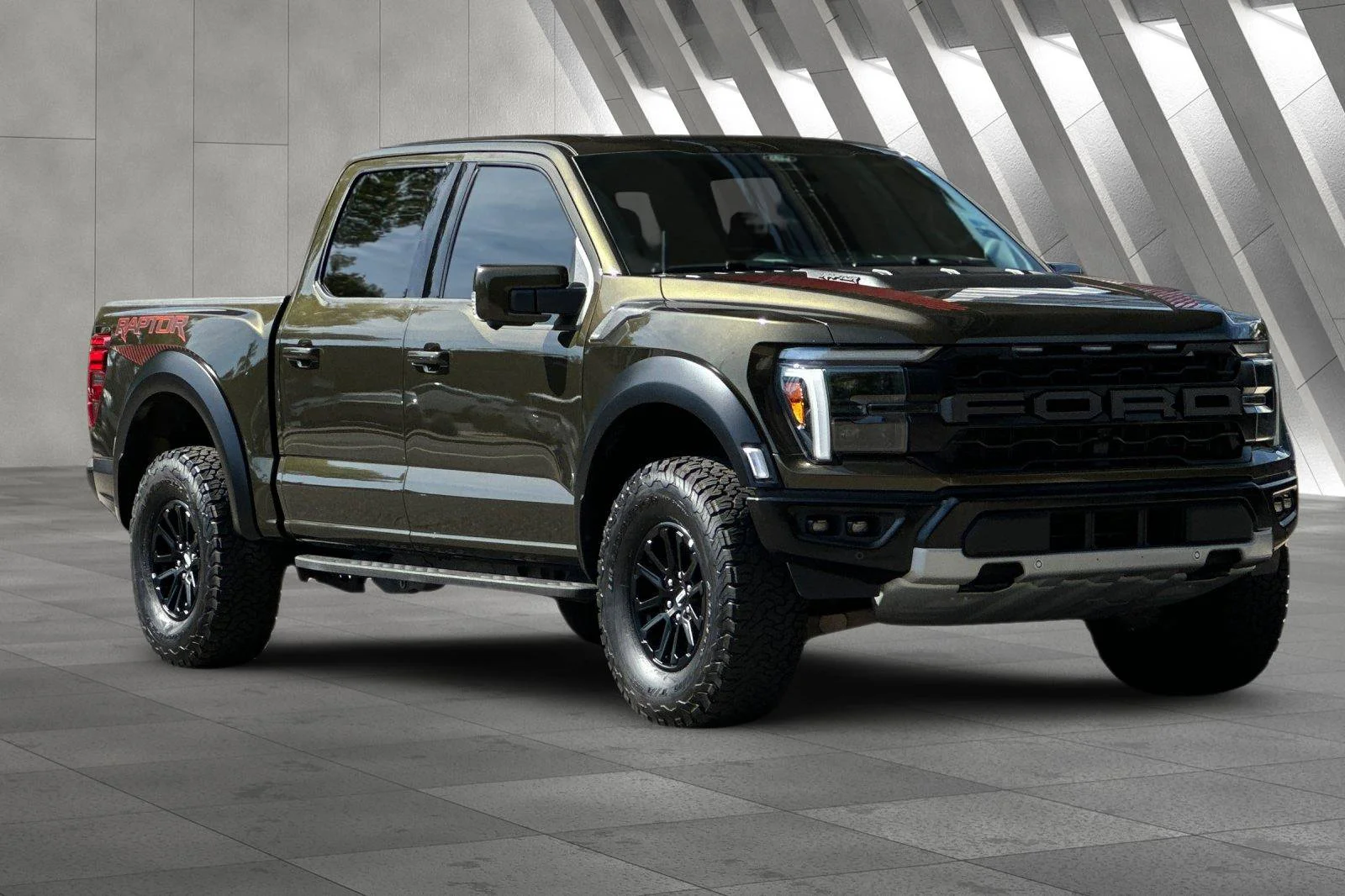 Used 2024 Green Ford Raptor image 13