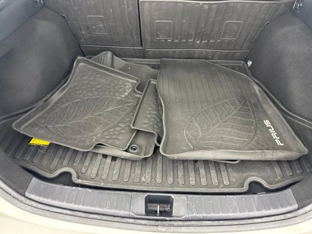 Used 2016  Toyota Two image 30