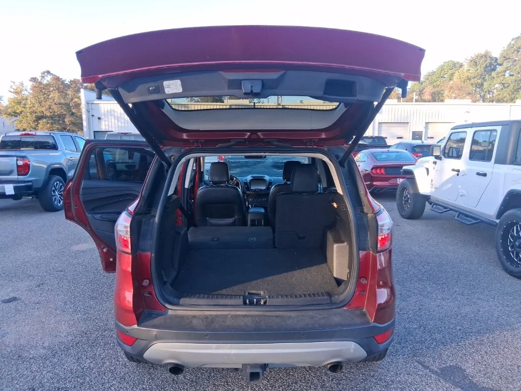Used 2018 Red Ford Titanium image 17