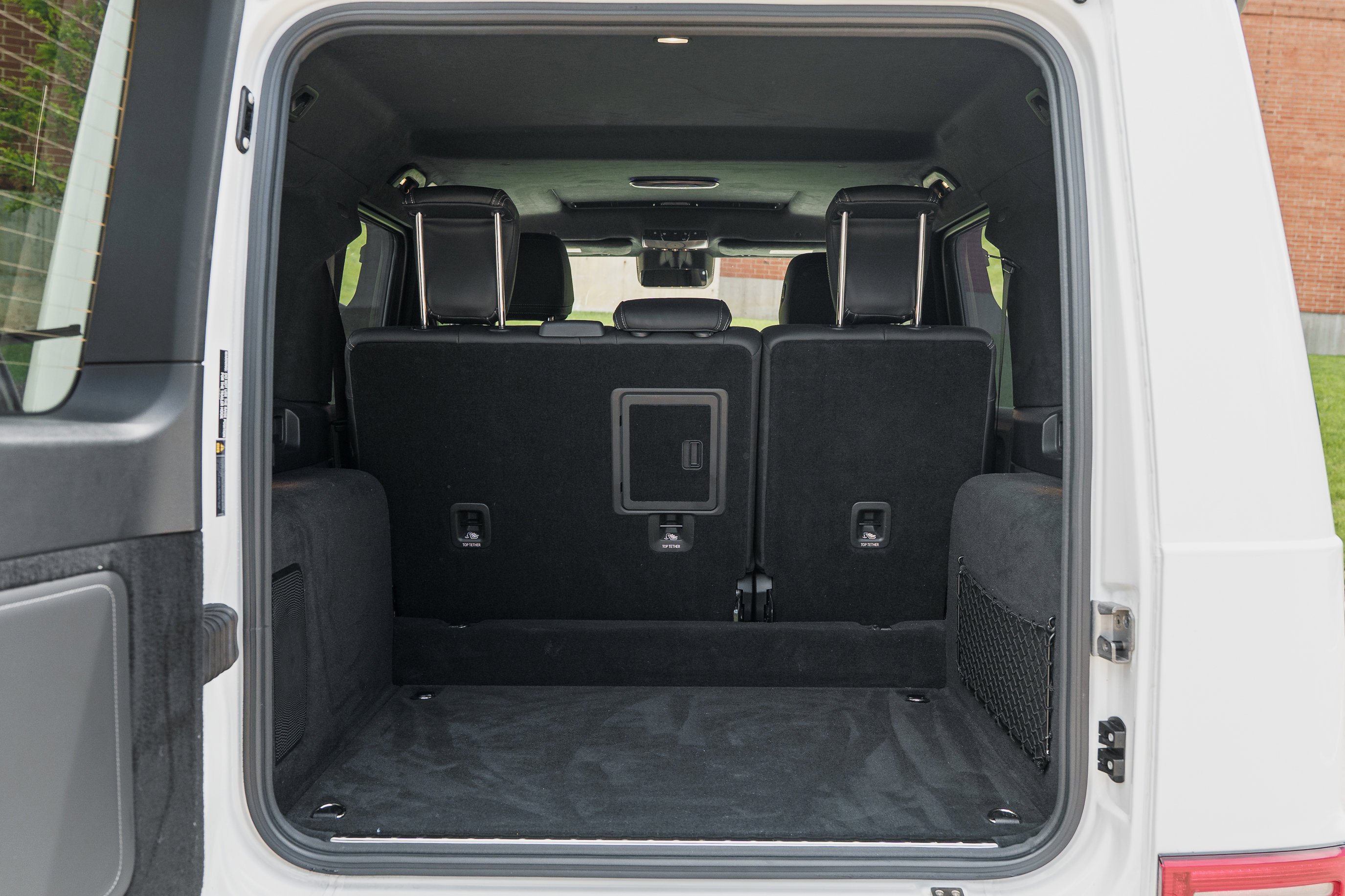 Used 2025 Polar White Mercedes-Benz G 550 image 23