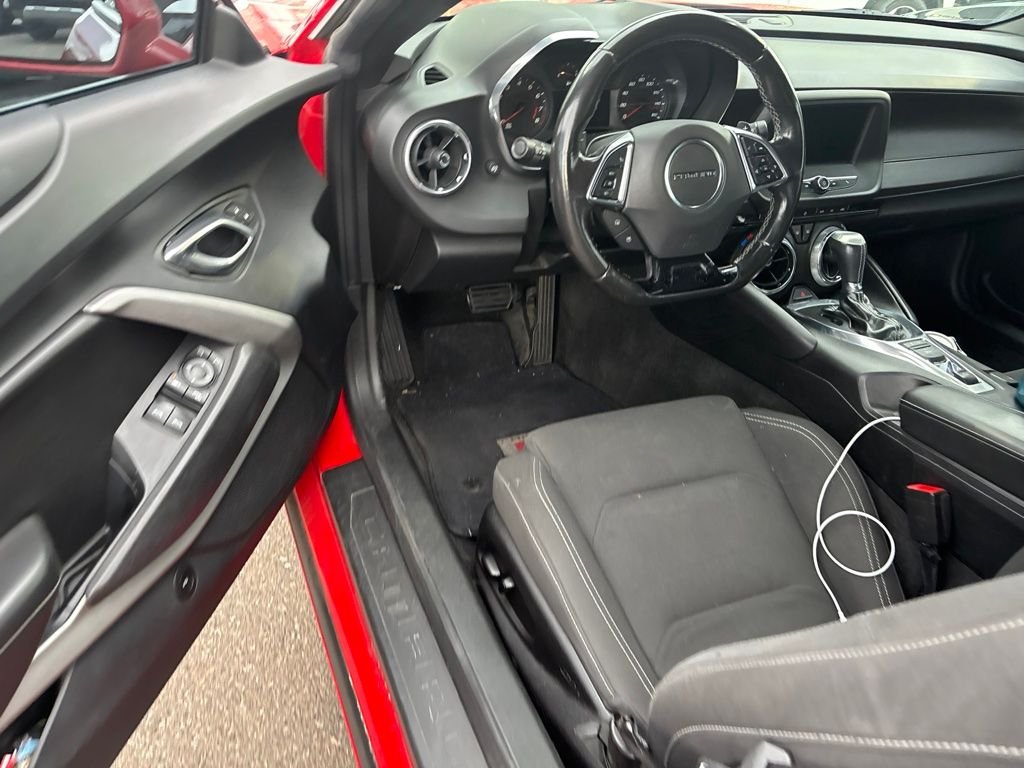 Used 2018 Red Chevrolet 1LT image 21