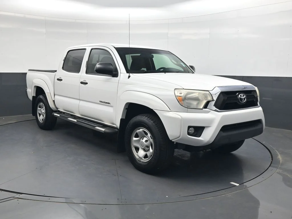 Used 2015 White Toyota PreRunner image 2