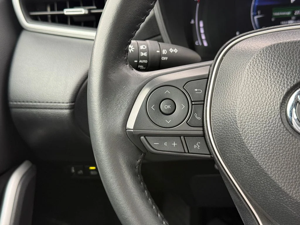 Certified Used 2025 Silver Toyota XLE image 11