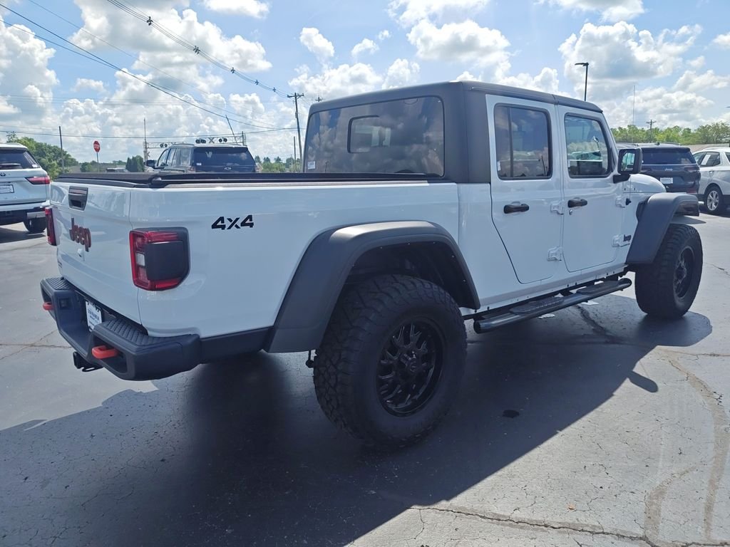 Used 2023 White Jeep Mojave image 5