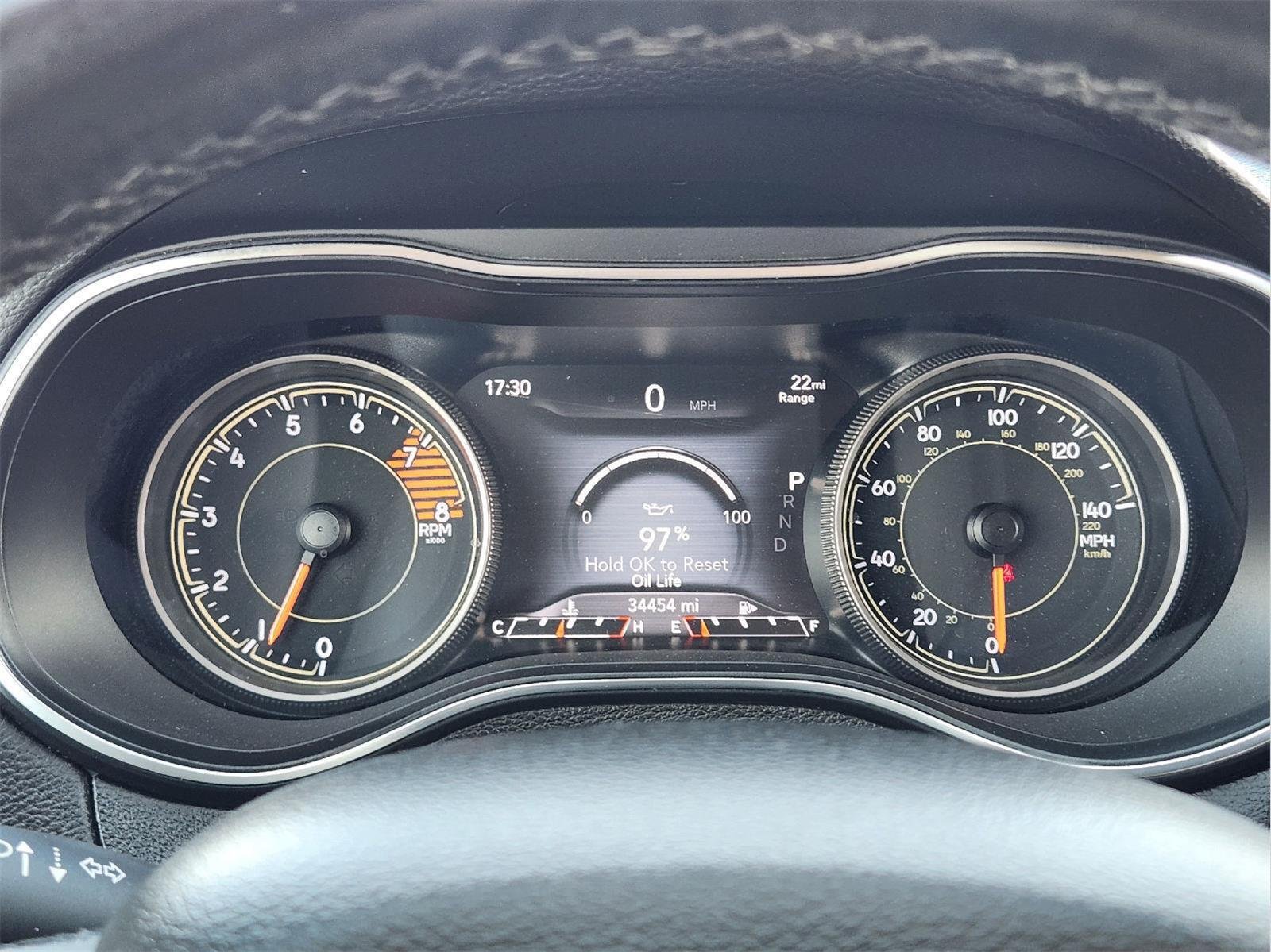 Used 2019 Diamond Black Crystal Pearlcoat Jeep Limited image 15