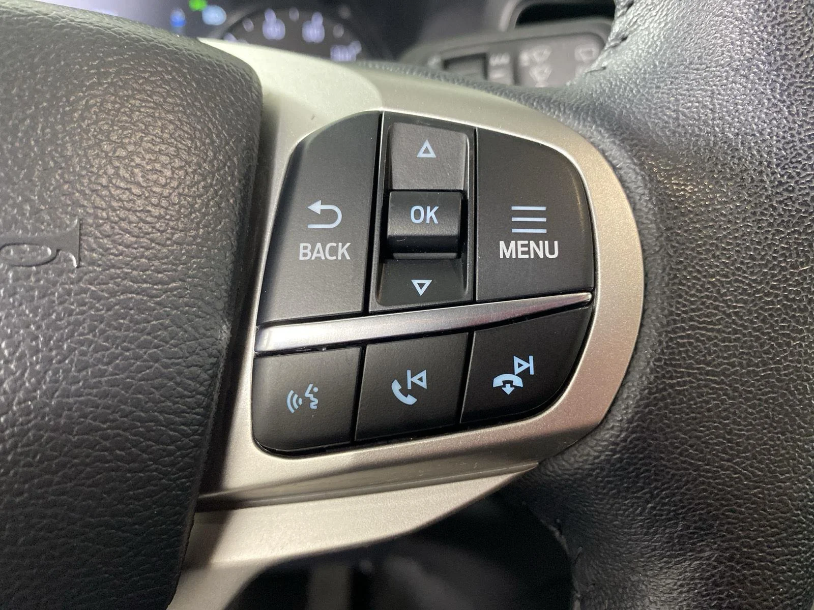 Used 2024 Agate Black Ford XLT image 33