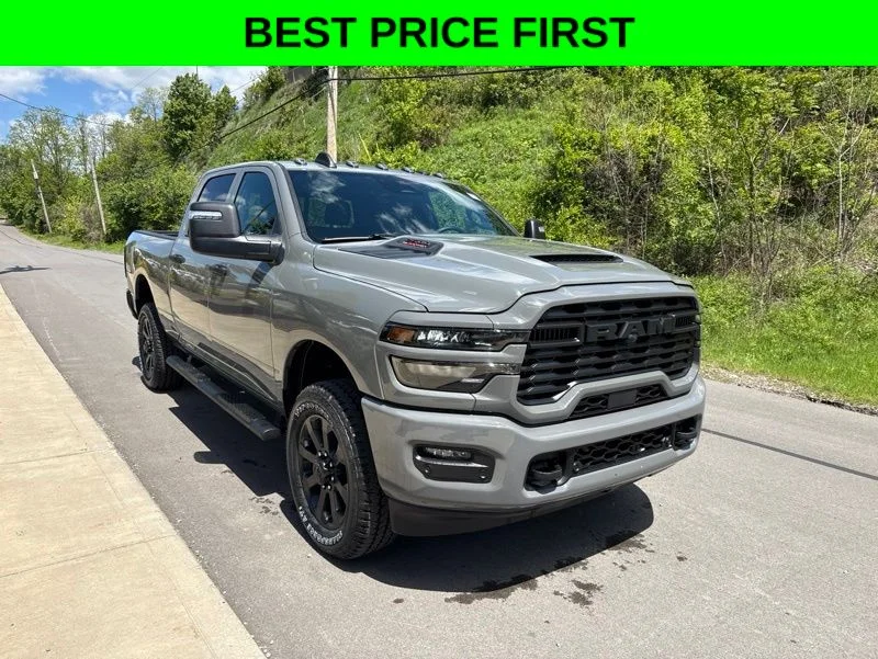 2026 RAM 2500 Tradesman/Black Express 4X4 Crew Cab SWB's photo