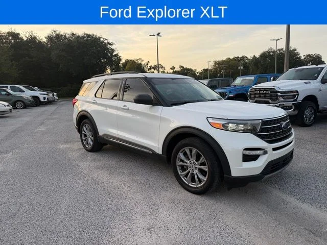 2020 Ford Explorer XLT RWD's photo