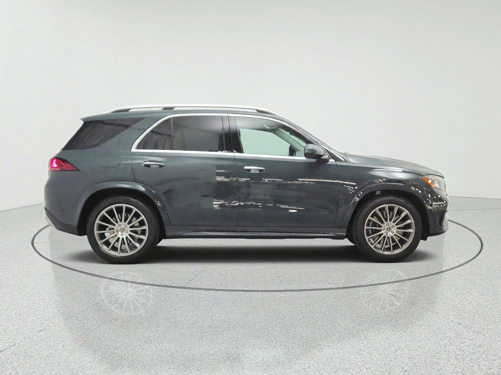New 2027 Dark Petrol Mercedes-Benz GLE 450 4MATIC® SUV image 4