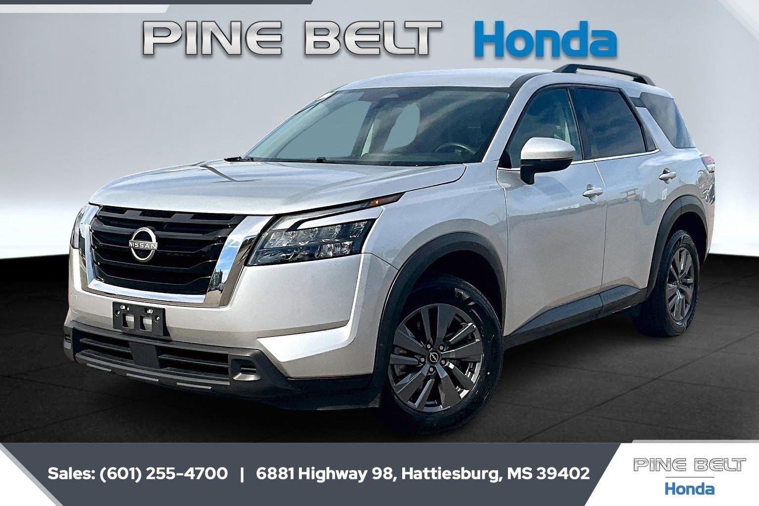 2024 Nissan Pathfinder SV - Photo 10
