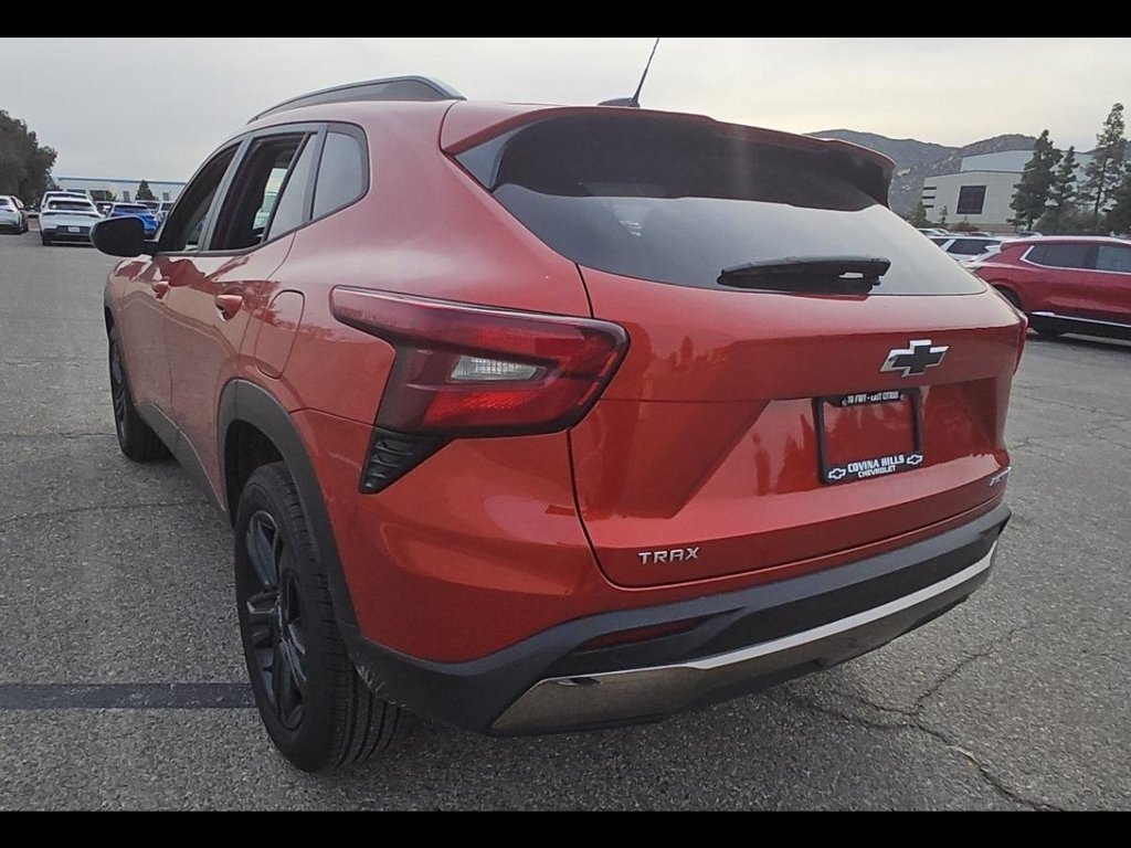 Used 2024 Chevrolet Trax Activ with VIN KL77LKE28RC159918 for sale in Kansas City