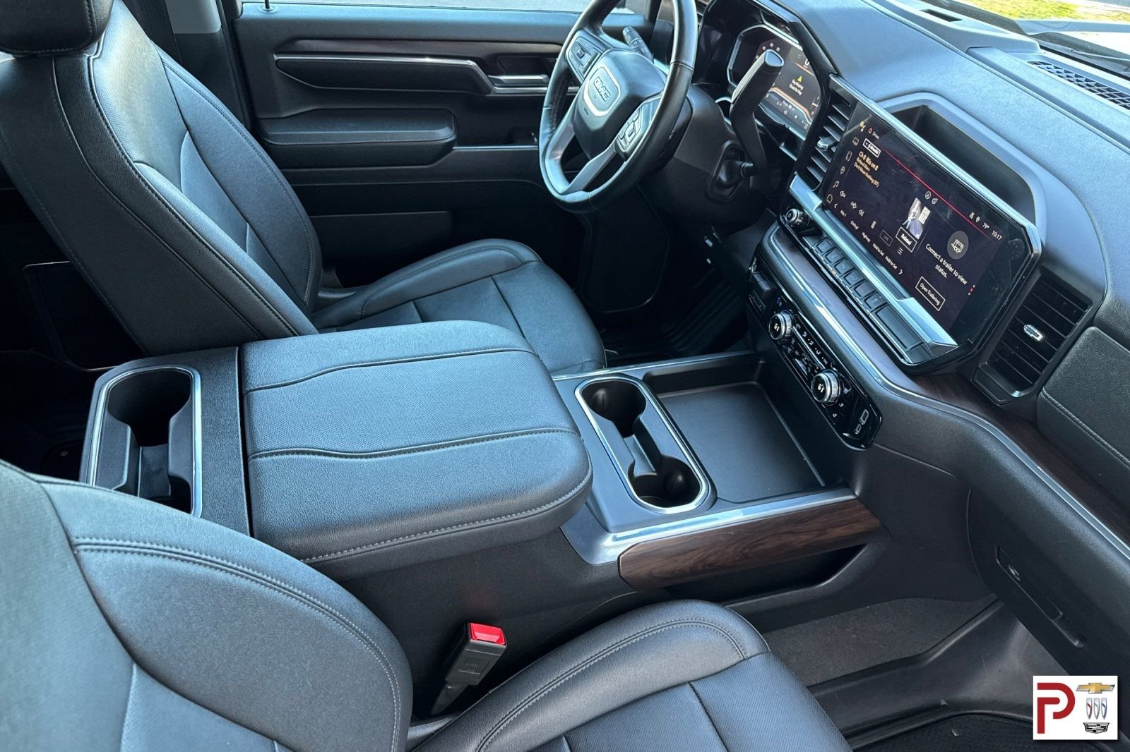 Used 2024 Red GMC SLT image 18
