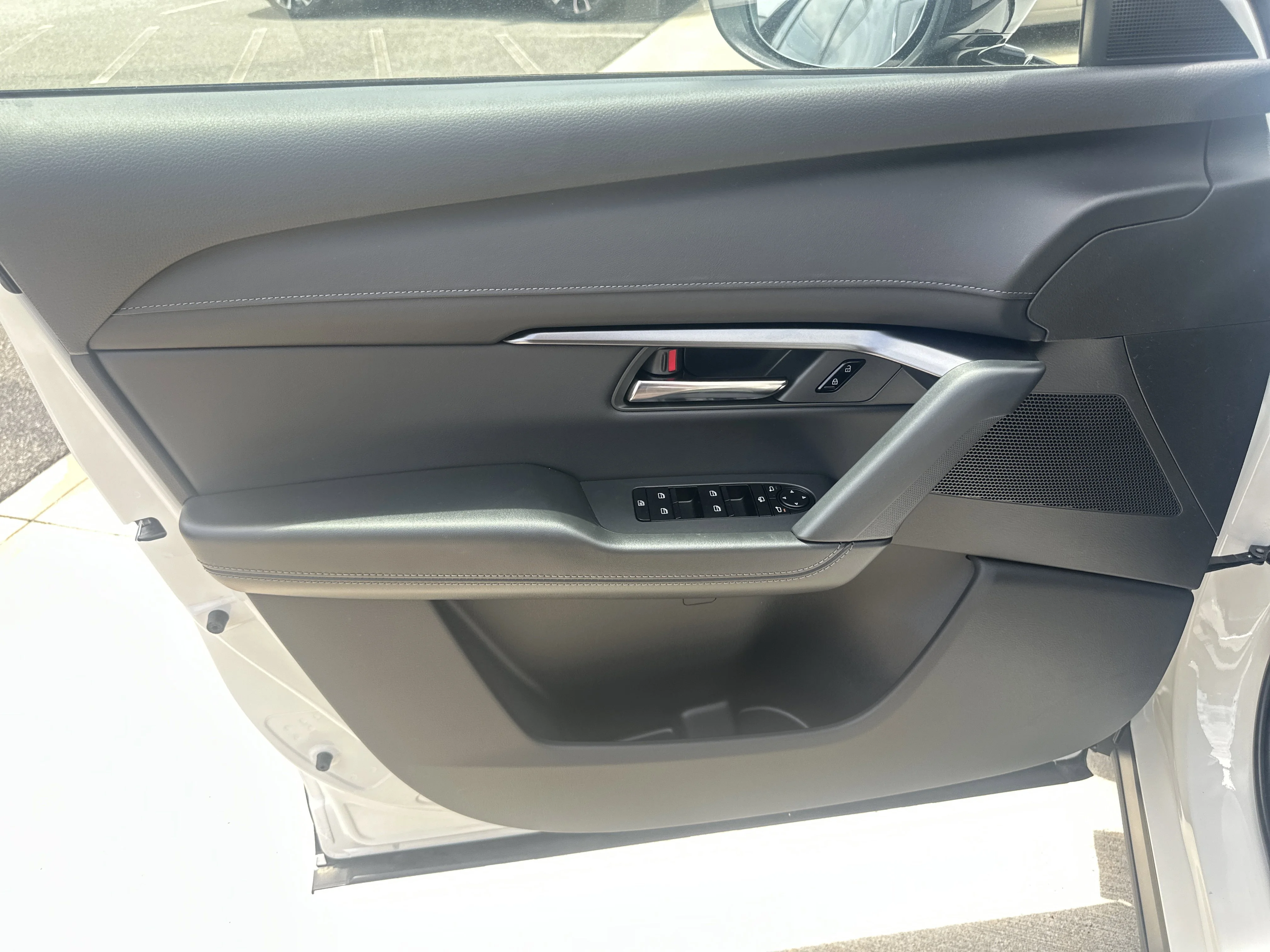 New 2026 Rhodium White Metallic Mazda 2.5 S Preferred AWD image 7