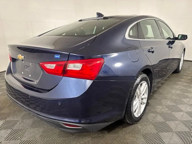 Used 2018 Blue Chevrolet Hybrid image 3