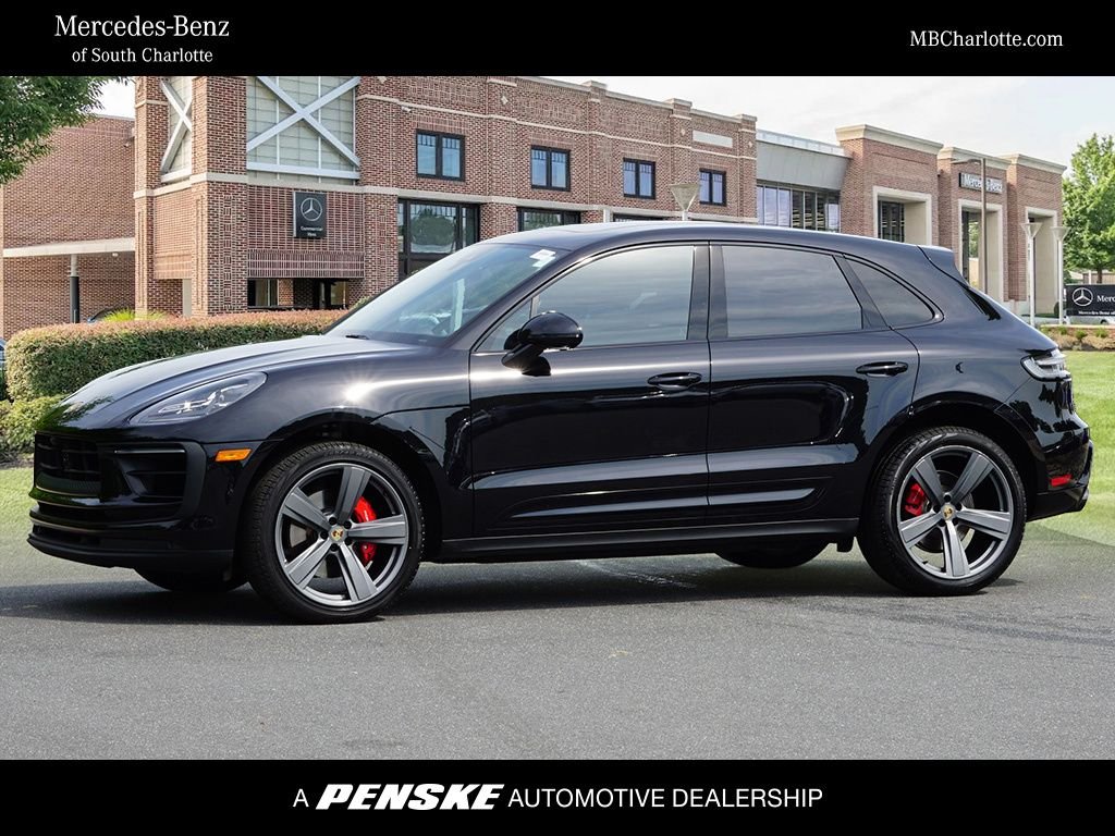2023 Porsche Macan S's photo