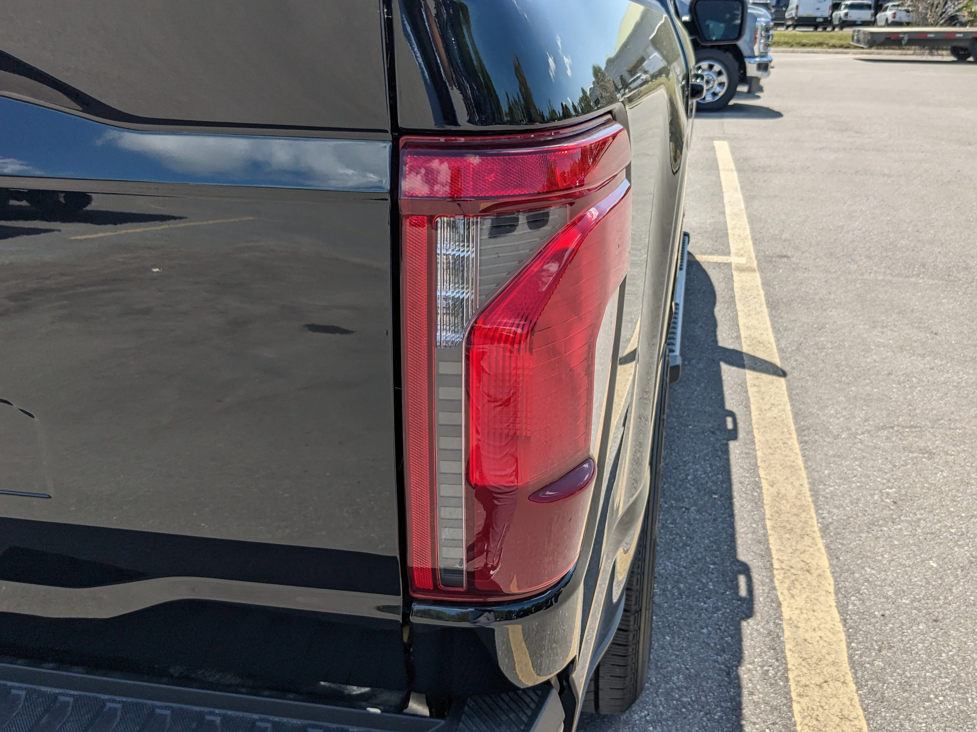 New 2026 Agate Black Metallic Ford XLT image 11