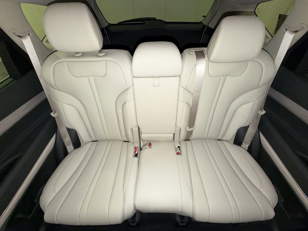 New 2026 Alta White Genesis 2.5T SELECT image 21