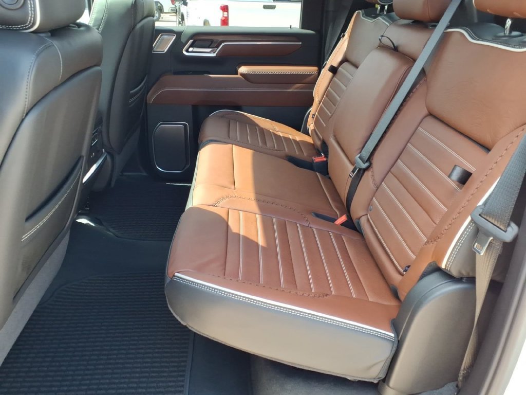 2026 GMC Sierra 2500HD Denali Ultimate - Photo 13
