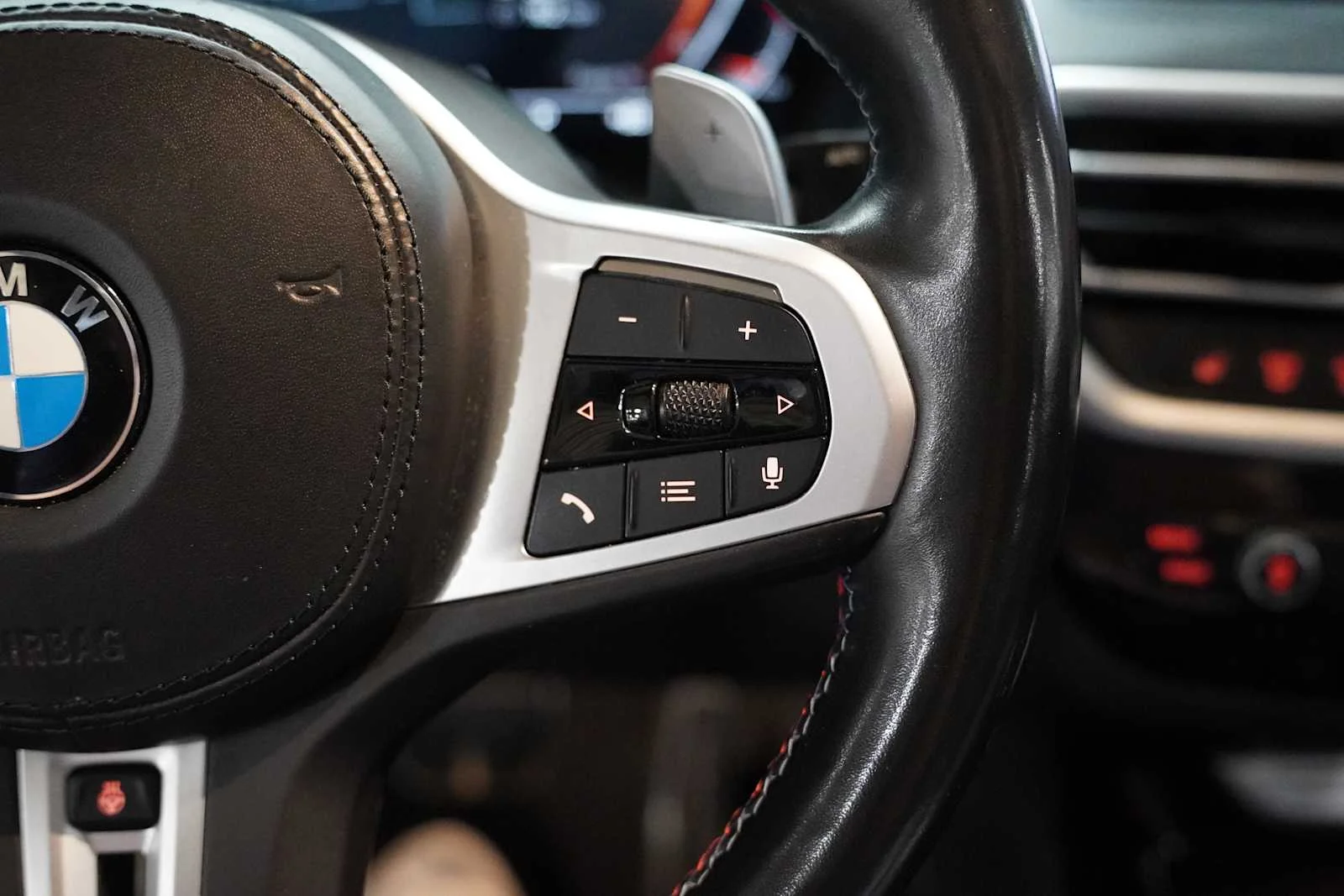 Used 2022 Dark Graphite Metallic BMW M40i image 24