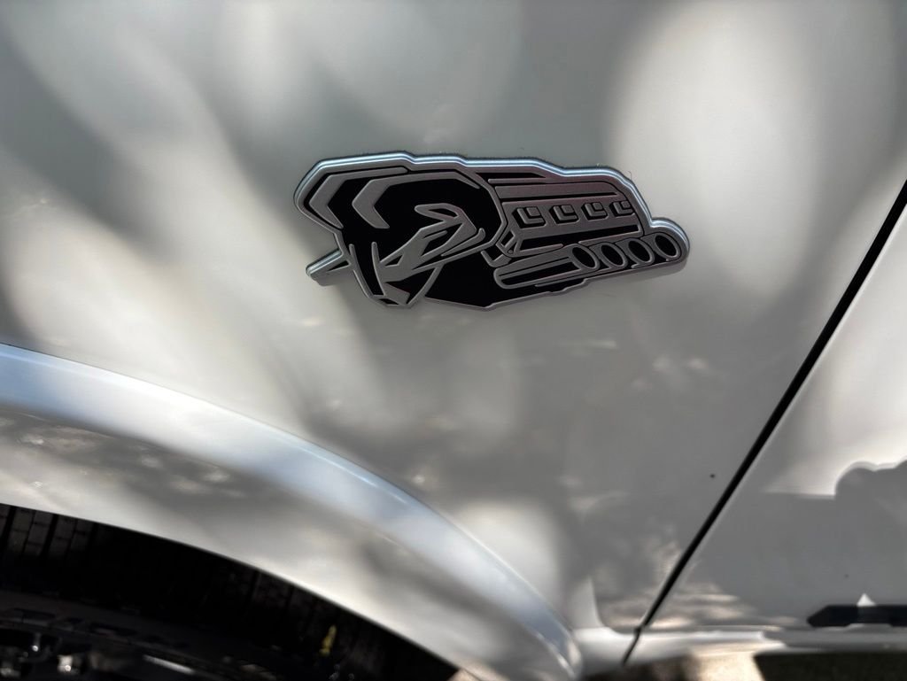 New 2026 Bright White Clear-Coat Exterior Paint RAM Laramie image 38